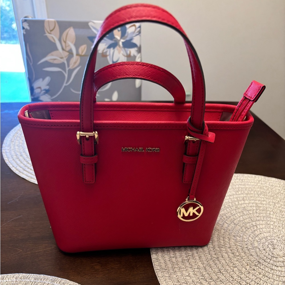 Michael Kors Red Jet Set XS